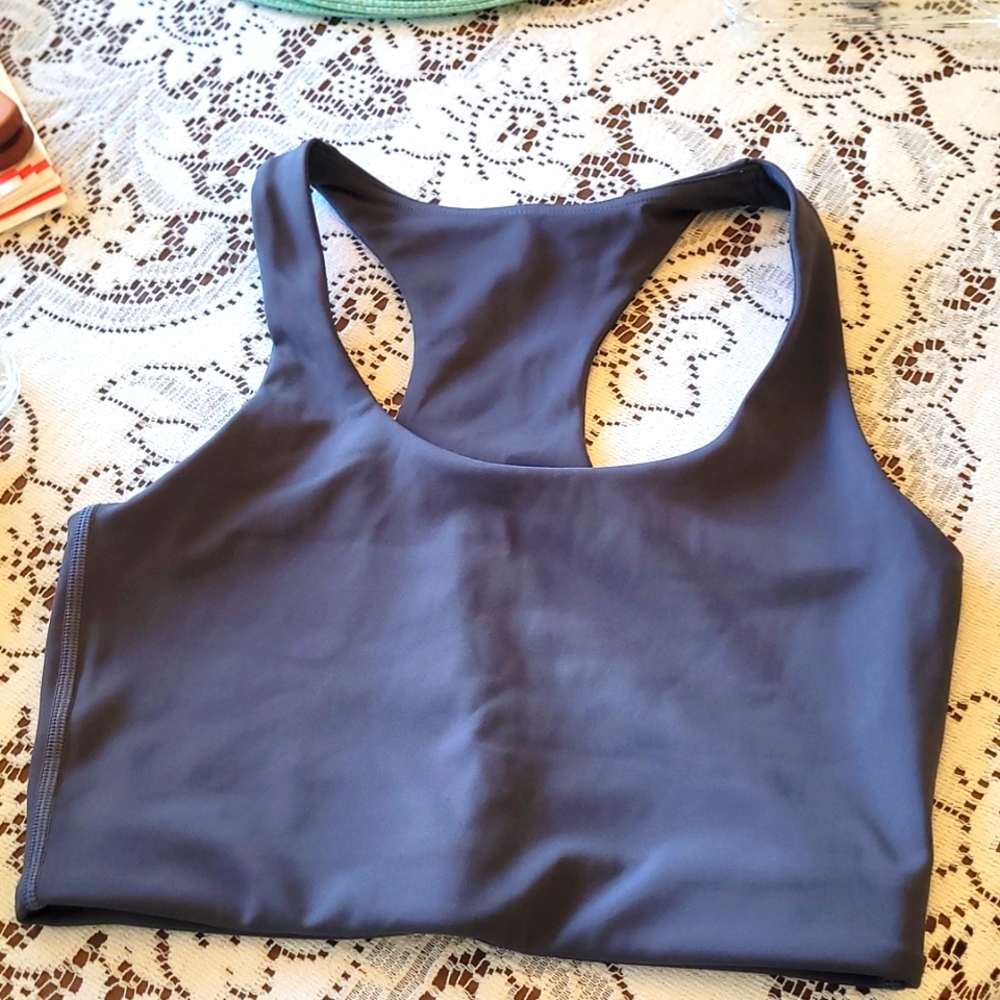 Tentree Dark Gray Athletic Yoga Running Cropped Top, Racer Back, Small
